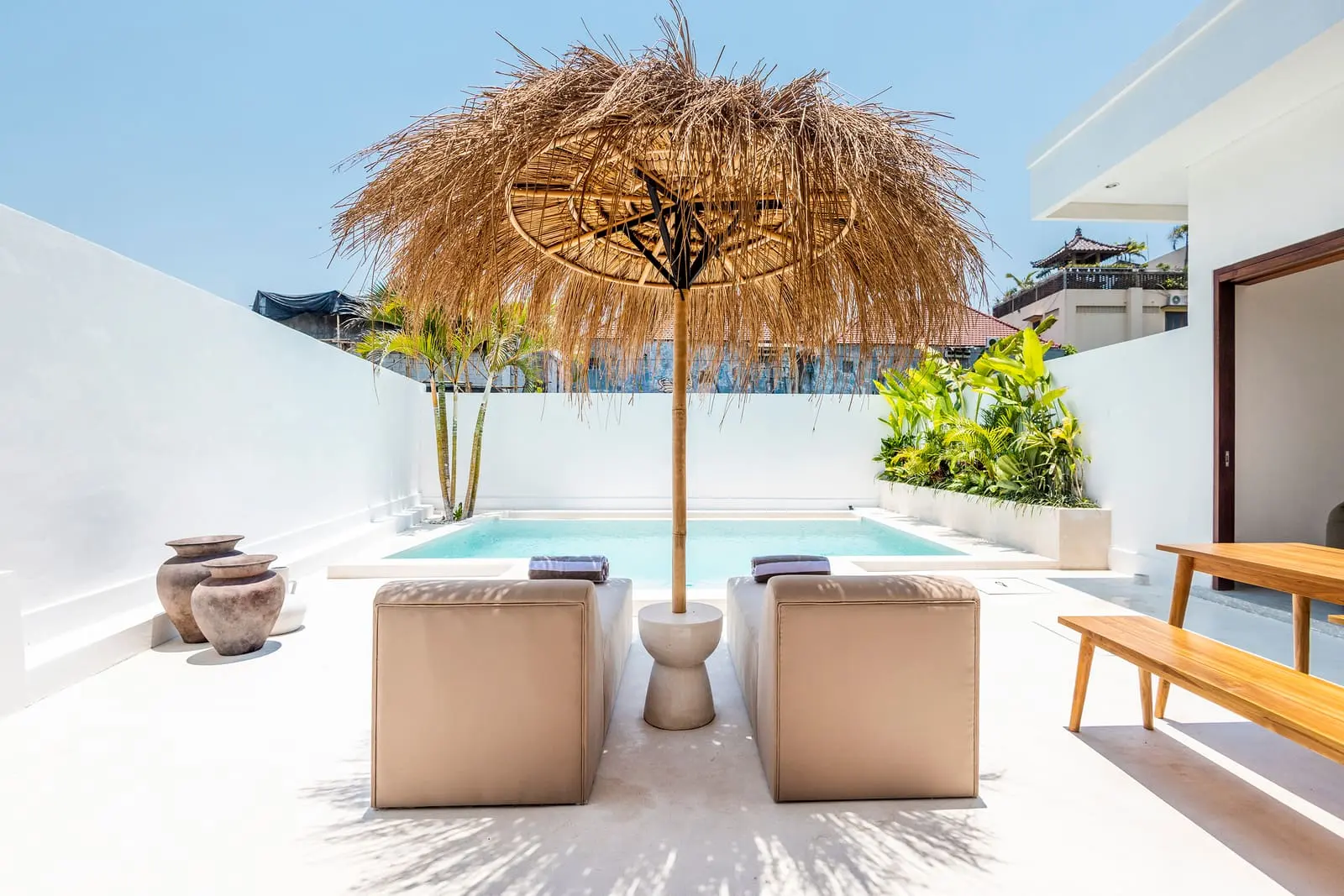Poolside loungers